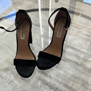 Steve Madden - Velvet Black Strap Shoes - 4 inch block heel - Size 7